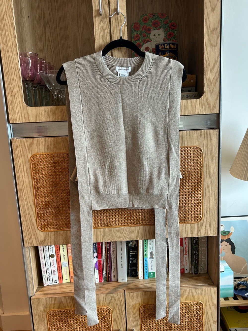 NWT Urban Revivo Beige Tie Waist Sleeveless Knit Sweater Vest Size 8